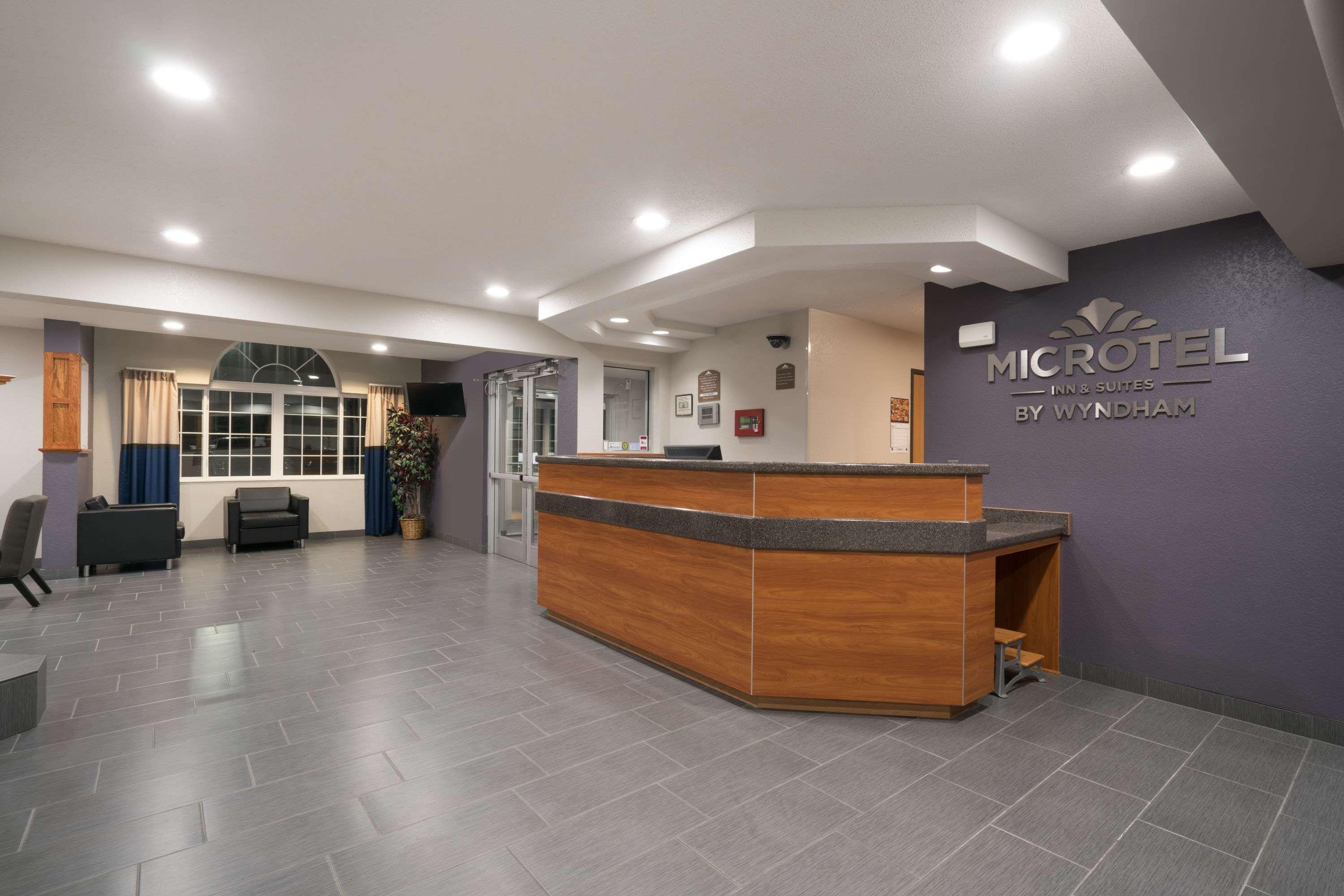 Microtel Inn & Suites By Wyndham Springfield Luaran gambar